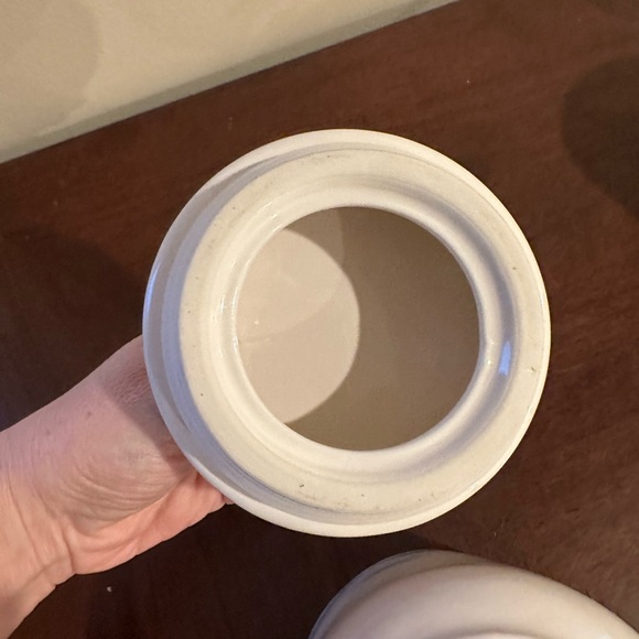 Rae Dunn OG Cookie Jar. Artisan collection - Picture 5 of 11